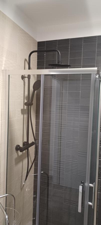 La Casa Di Peppe Lägenhet Bari Exteriör bild