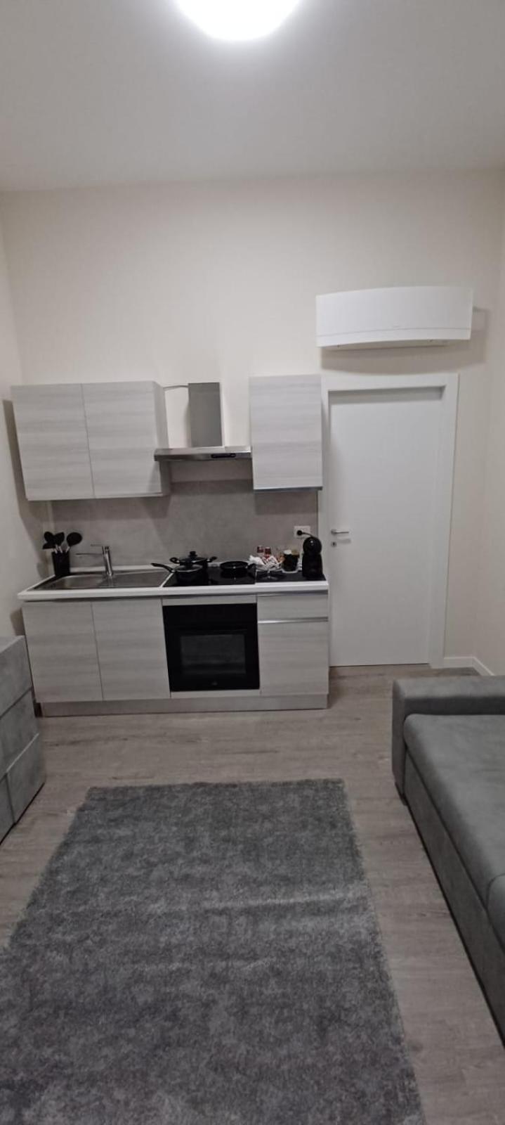 La Casa Di Peppe Lägenhet Bari Exteriör bild